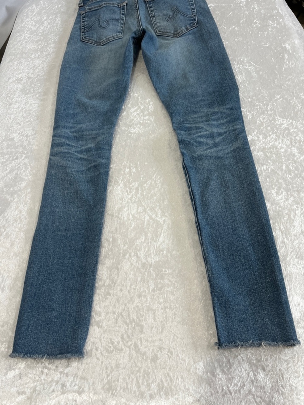 AG Adriano Goldschmied Farrah Skinny Ankle Denim Jeans Size 26R Distressed Raw - Picture 3 of 15